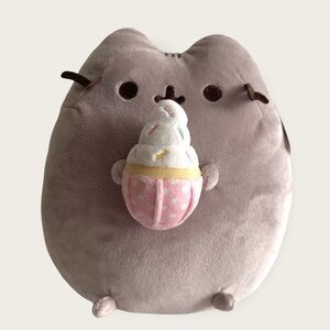Pusheen Plush 9.5” Sprinkle Cupcake